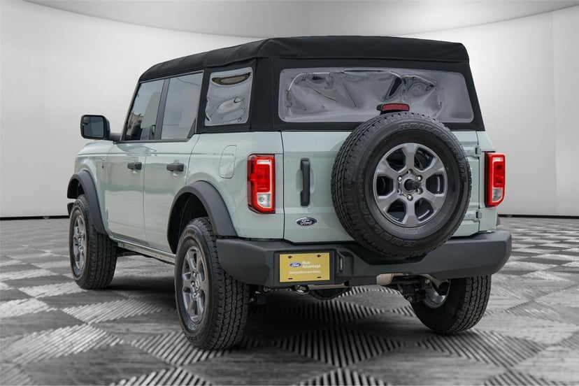 2024 Ford Bronco - Image 5