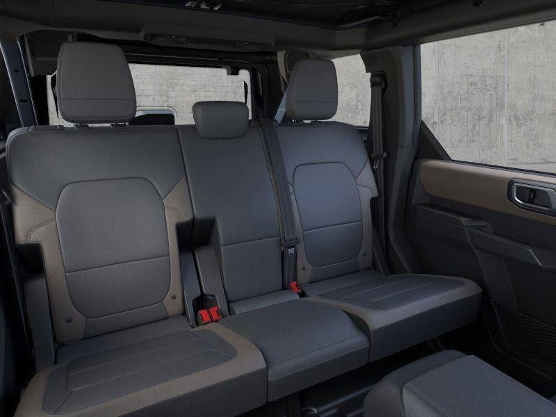 2025 Ford Bronco - Image 11
