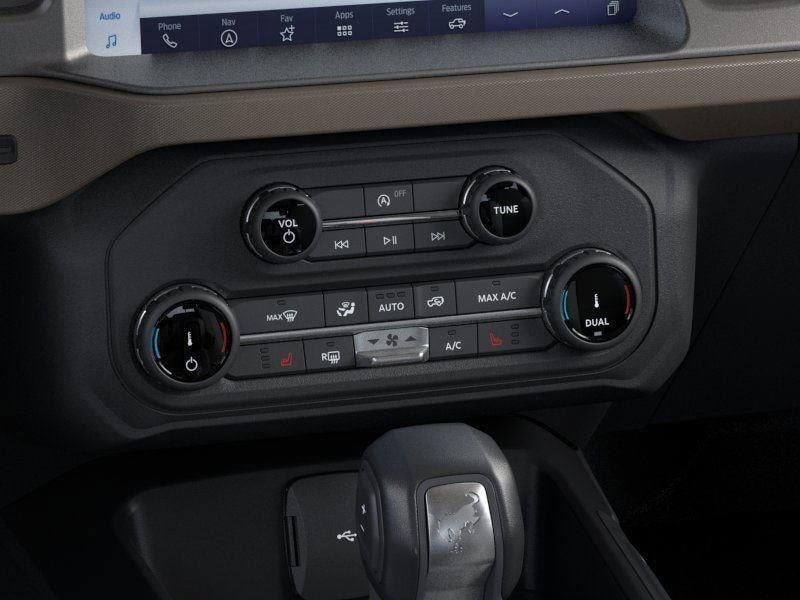 2025 Ford Bronco - Image 16