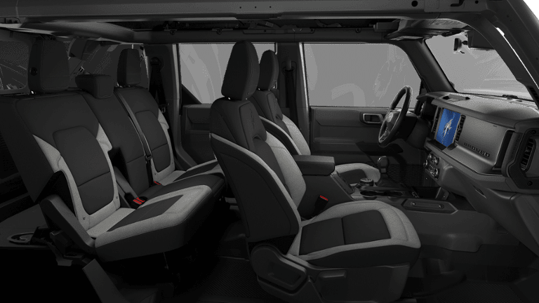 2026 Ford Bronco - Image 30