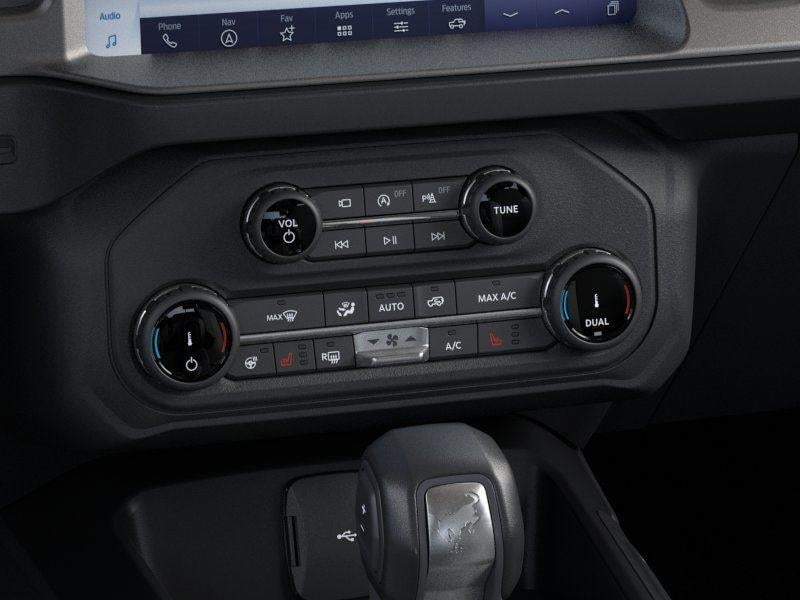2025 Ford Bronco - Image 16