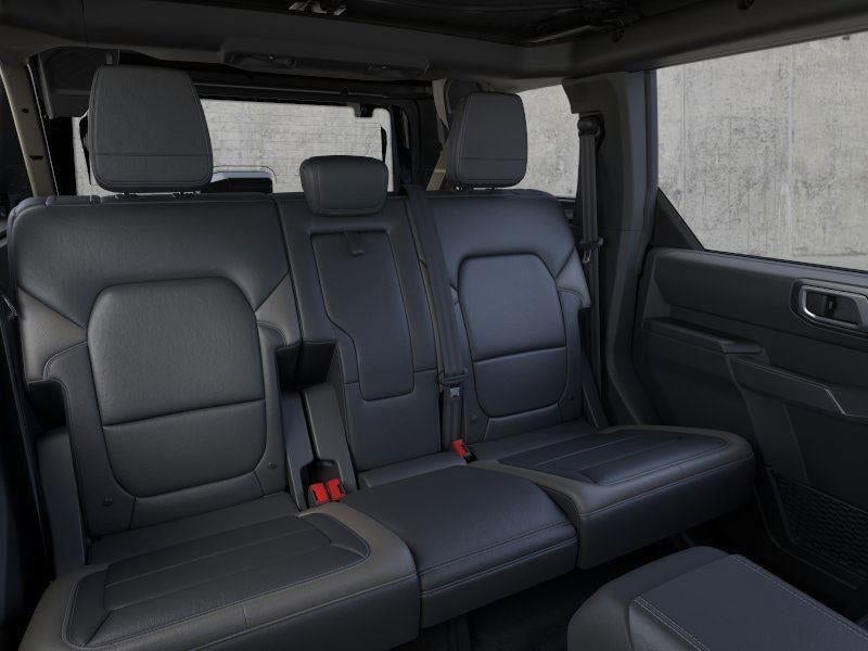 2025 Ford Bronco - Image 11