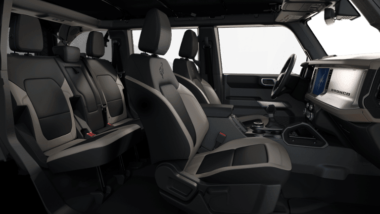 2025 Ford Bronco - Image 30
