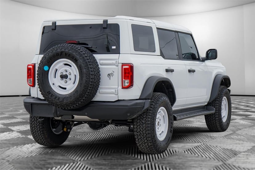 2026 Ford Bronco - Image 5