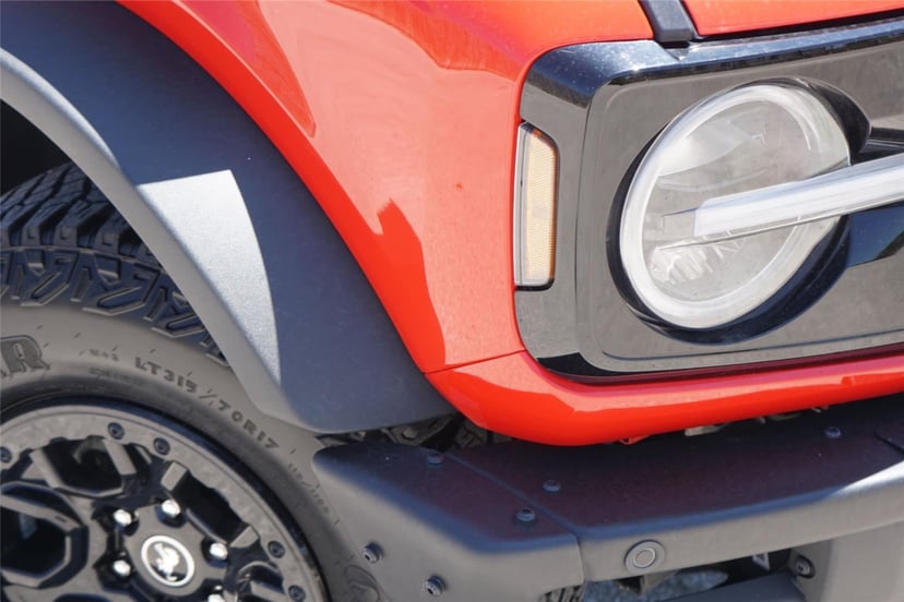 2023 Ford Bronco - Image 3