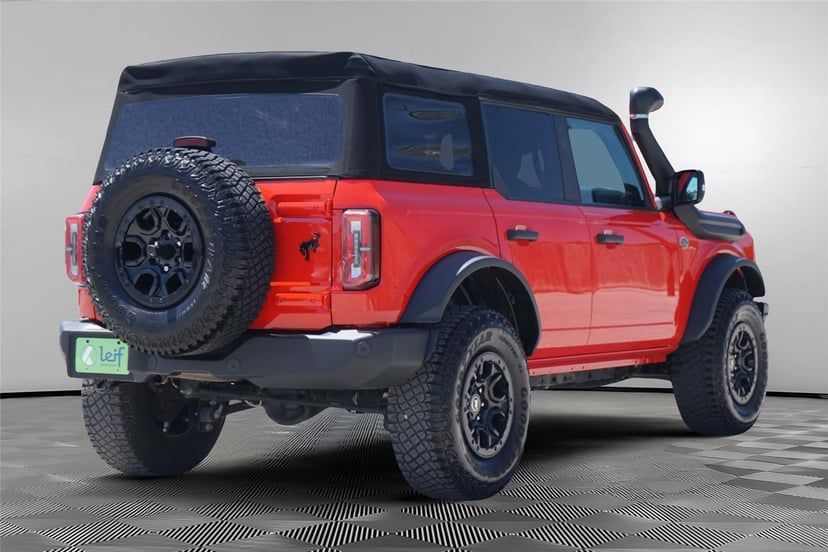2023 Ford Bronco - Image 5
