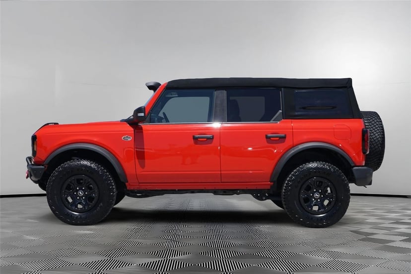 2023 Ford Bronco - Image 7