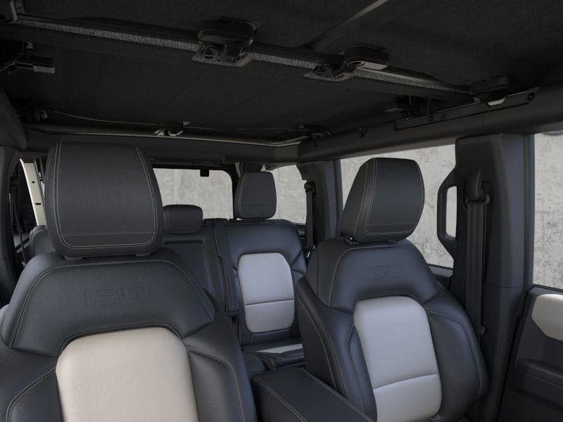2026 Ford Bronco - Image 12