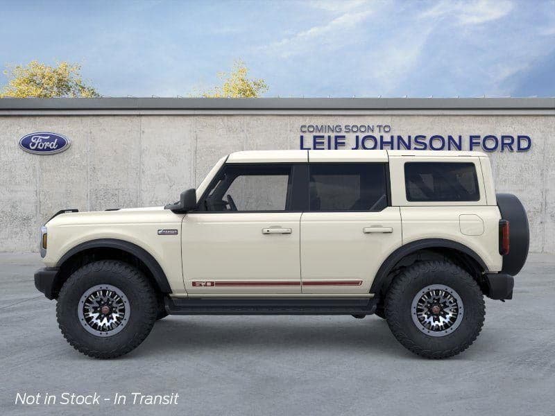 2026 Ford Bronco - Image 3