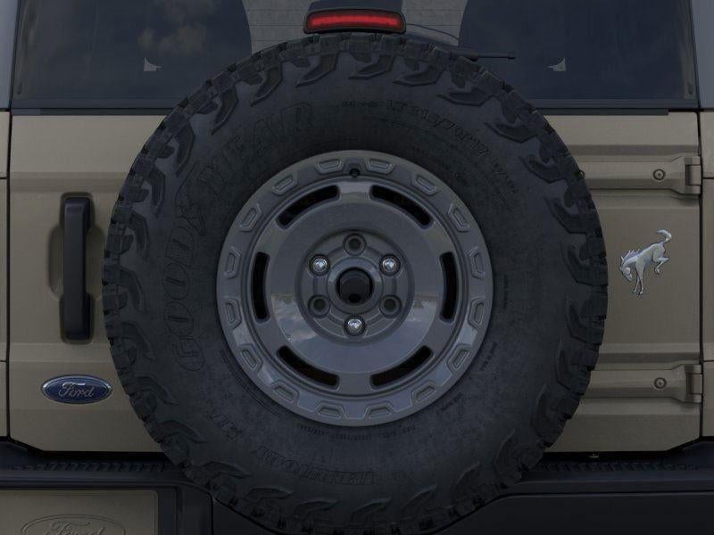 2025 Ford Bronco - Image 24