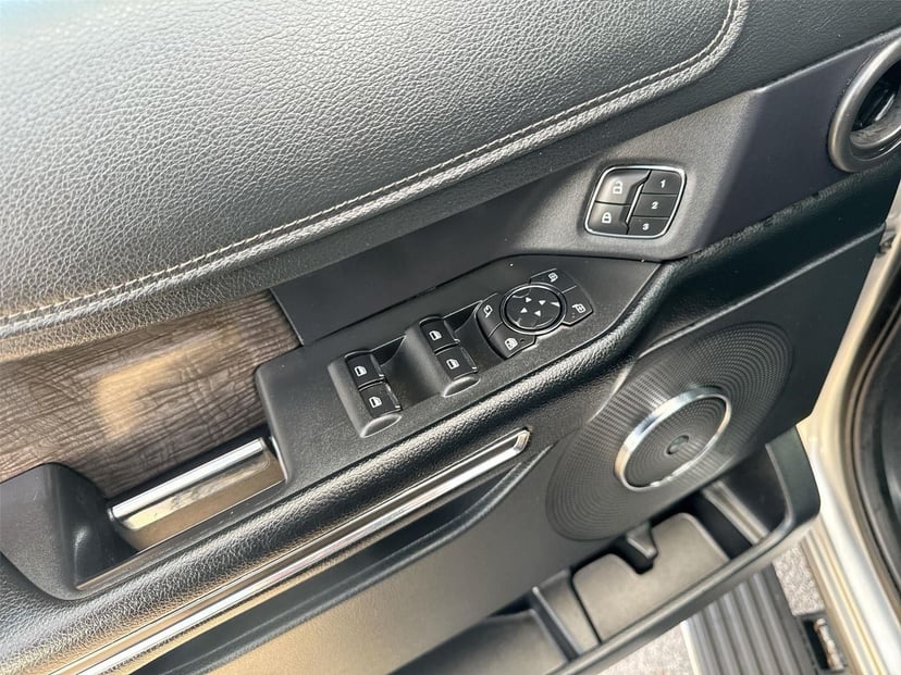 2021 Ford Expedition Max - Image 13