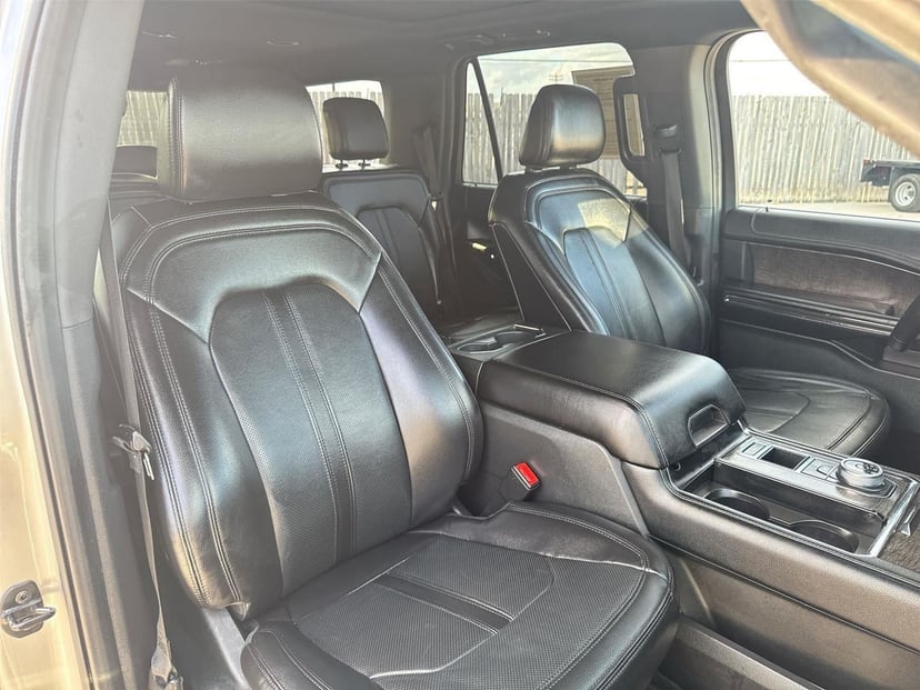 2021 Ford Expedition Max - Image 25