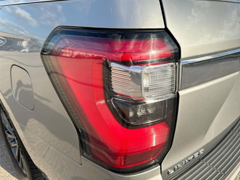 2021 Ford Expedition Max - Image 32