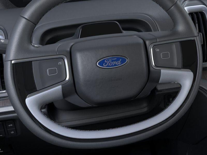 2025 Ford Expedition - Image 12