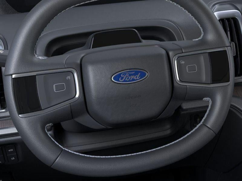 2026 Ford Expedition - Image 12