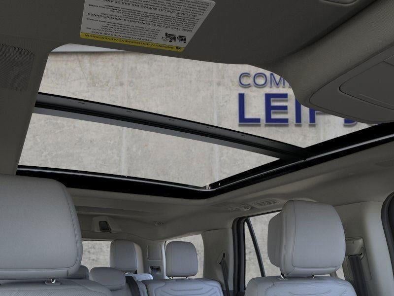 2026 Ford Expedition - Image 22