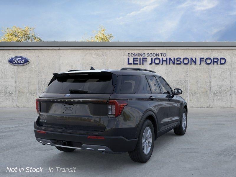 2026 Ford Explorer - Image 8