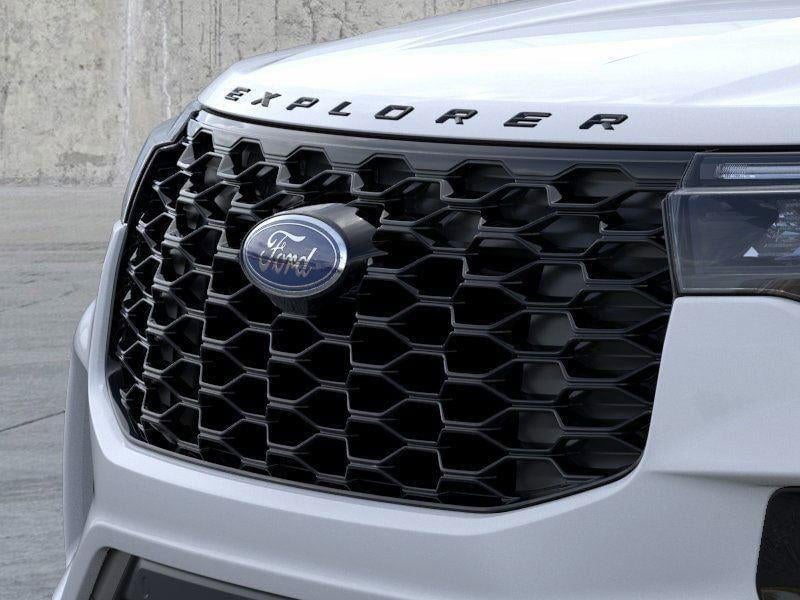 2026 Ford Explorer - Image 17