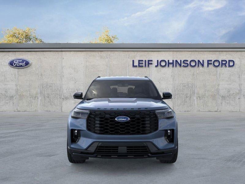 2026 Ford Explorer - Image 6