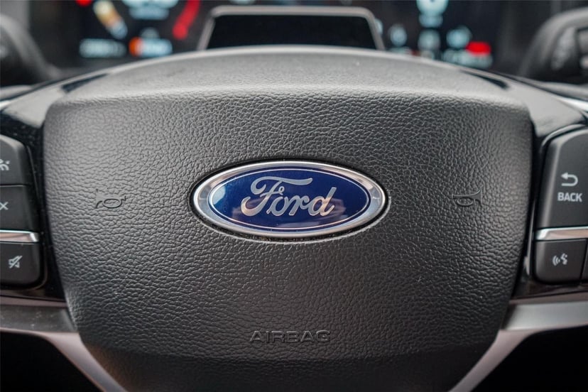 2025 Ford Explorer - Image 15