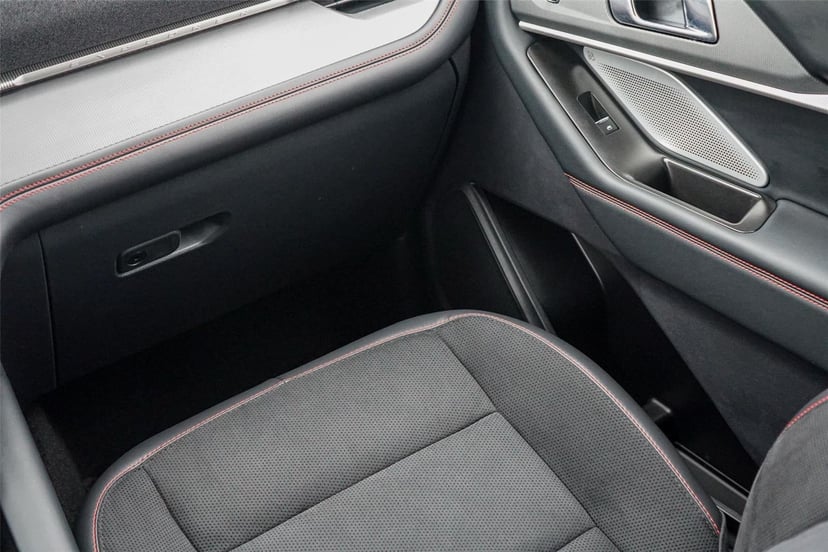 2025 Ford Explorer - Image 27