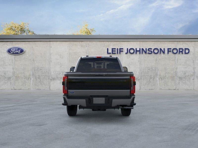 2026 Ford Super Duty F-250 - Image 5