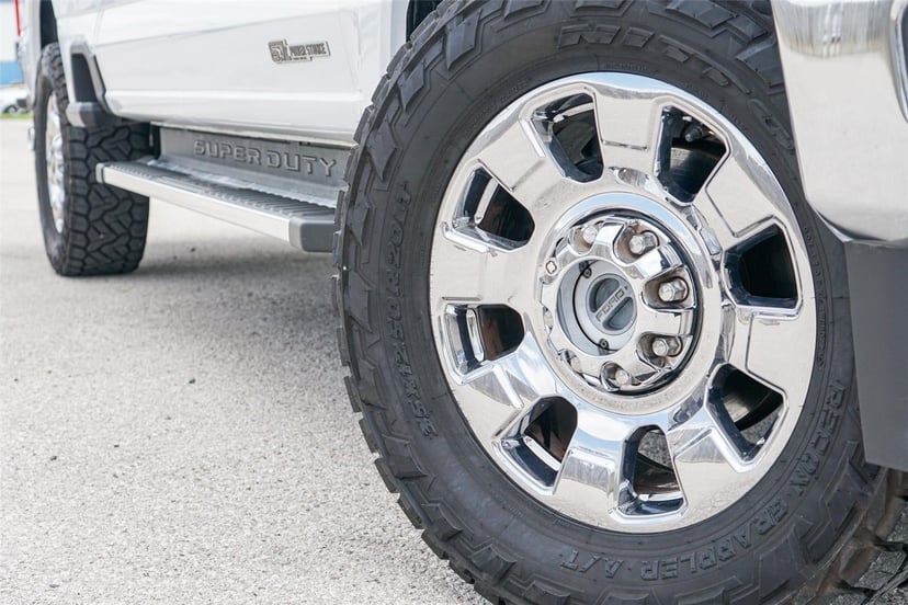 2023 Ford Super Duty F-250 - Image 3