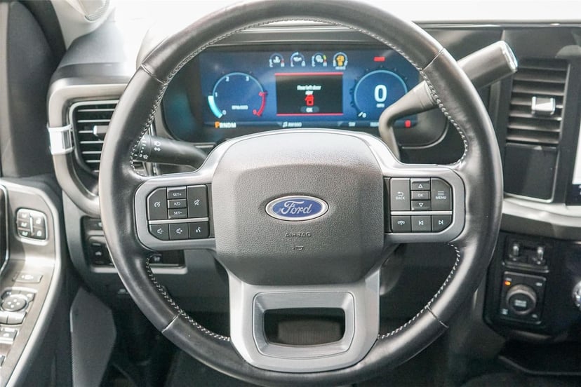 2023 Ford Super Duty F-250 - Image 26