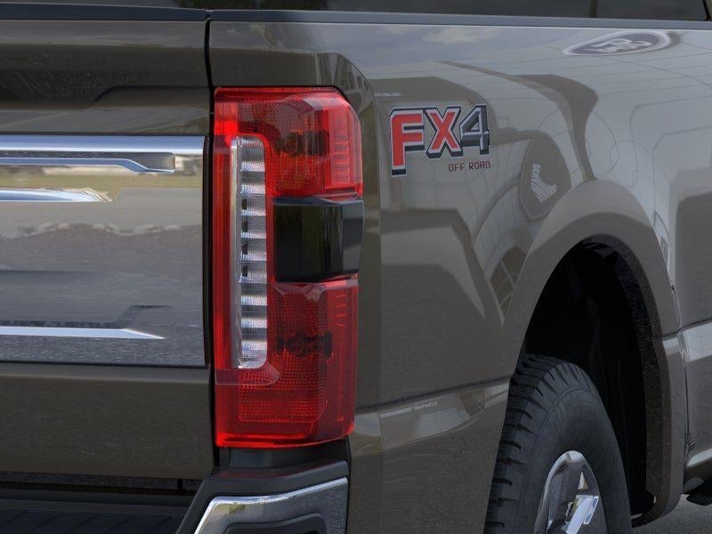 2026 Ford Super Duty F-350 - Image 19