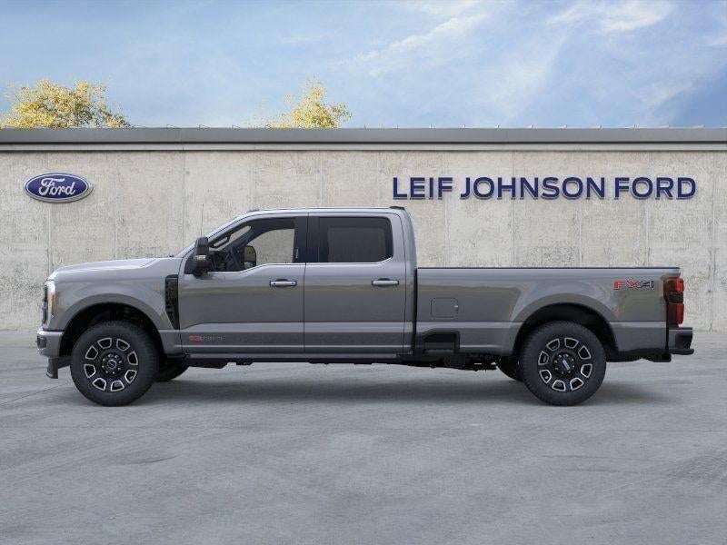 2026 Ford Super Duty F-350 - Image 3