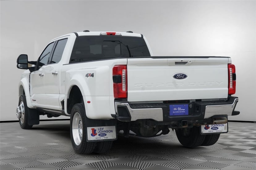 2023 Ford Super Duty F-450 - Image 6