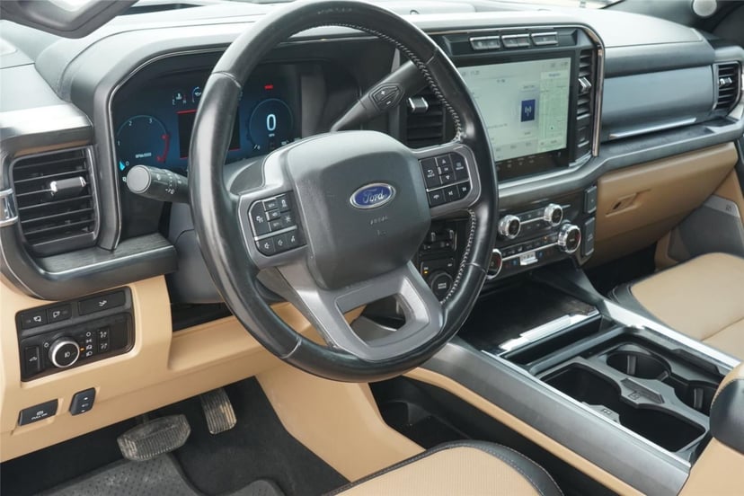 2023 Ford Super Duty F-450 - Image 9