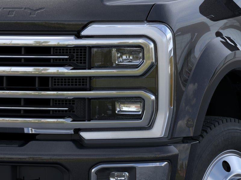2026 Ford Super Duty F-450 - Image 18