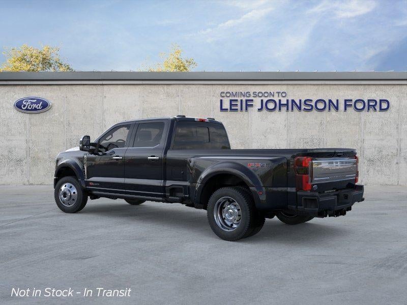 2026 Ford Super Duty F-450 - Image 4