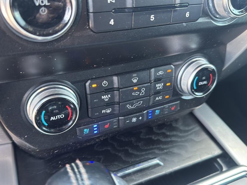 2020 Ford F-150 - Image 22