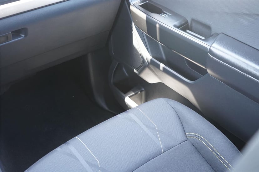 2025 Ford F-150 - Image 27