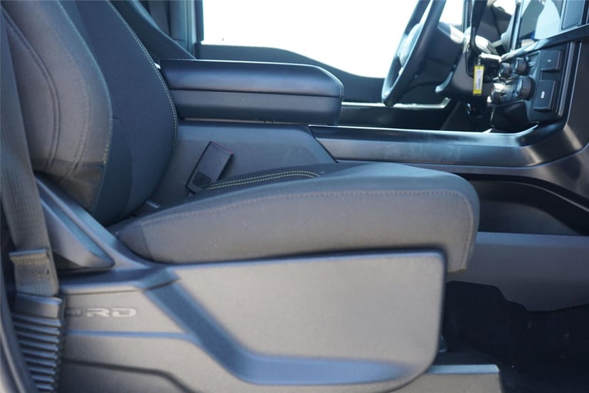 2025 Ford F-150 - Image 29