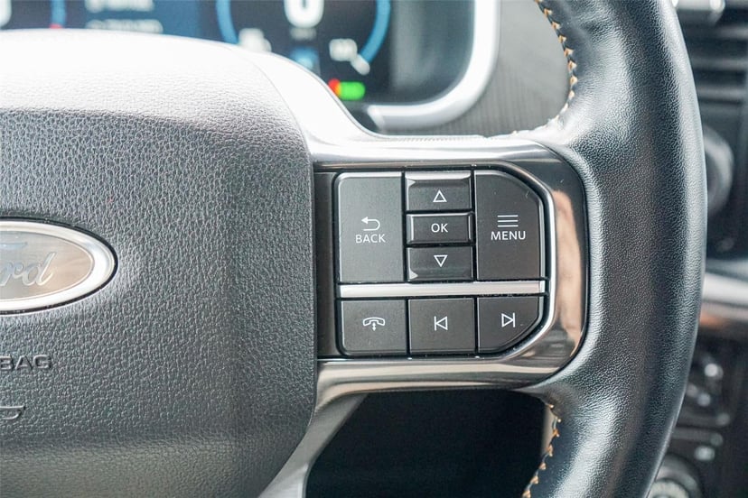 2022 Ford F-150 - Image 16