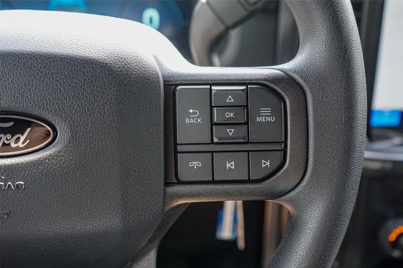 2025 Ford F-150 - Image 16