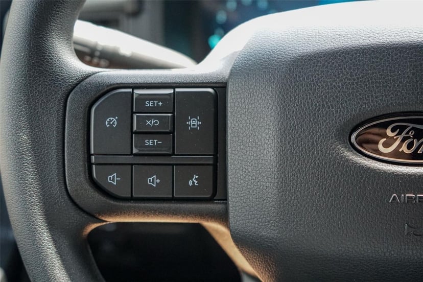 2025 Ford F-150 - Image 17