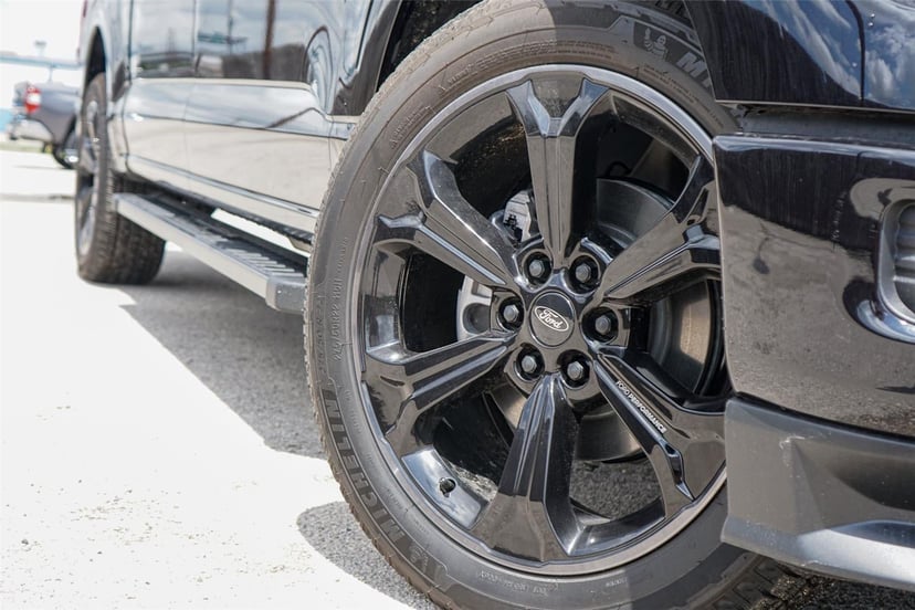 2025 Ford F-150 - Image 2