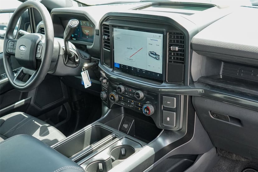 2025 Ford F-150 - Image 28