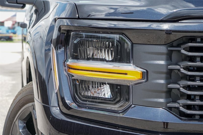 2025 Ford F-150 - Image 3