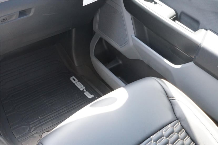 2026 Ford F-150 - Image 24