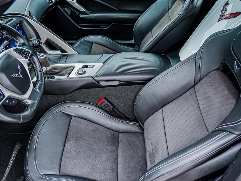 2016 Chevrolet Corvette - Image 10