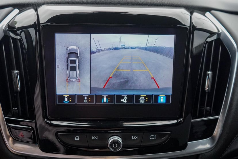 2023 Chevrolet Traverse - Image 12