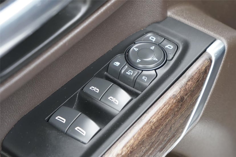 2022 GMC Sierra 3500HD - Image 19