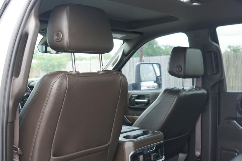 2022 GMC Sierra 3500HD - Image 21