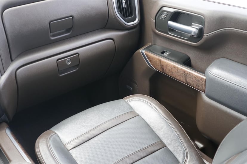 2022 GMC Sierra 3500HD - Image 26