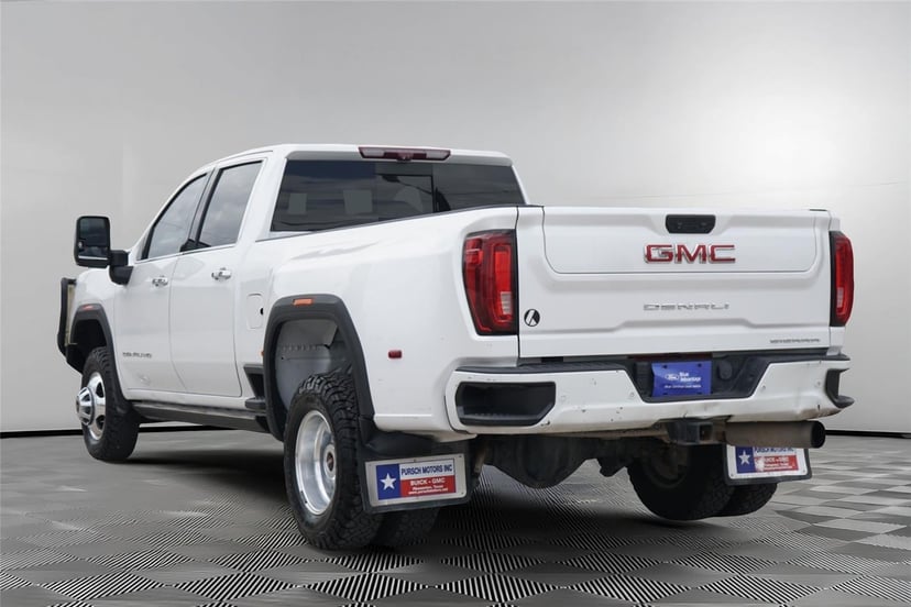 2022 GMC Sierra 3500HD - Image 6
